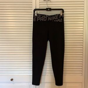 Nike Pro 3/4 length leggings